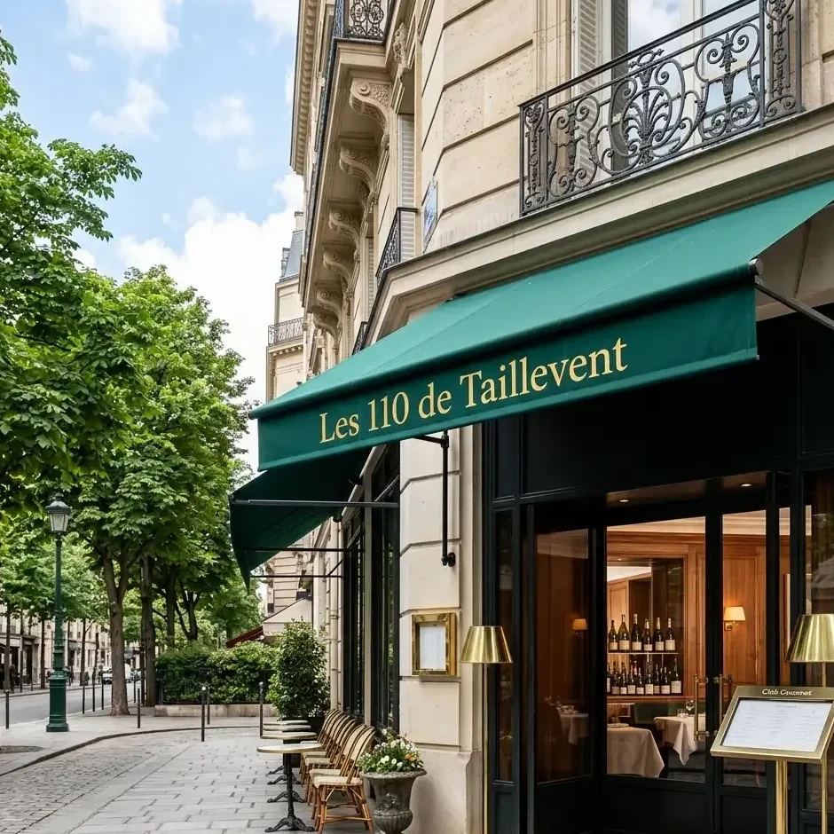 Façade du restaurant Les 110 de Taillevent à Paris pour le déjeuner du Club Gourmet.